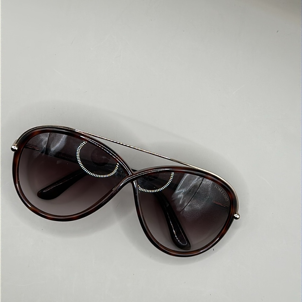 Tom Ford TF 454 52K 64•5 Aviator Gradient Sunglasses - Women’s - Picture 2 of 8